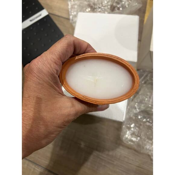 Longaberger Resin Miniature Geranium basket with candle - Picture 2 of 2